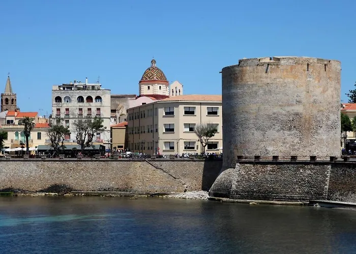 アパート Sole アルゲーロ